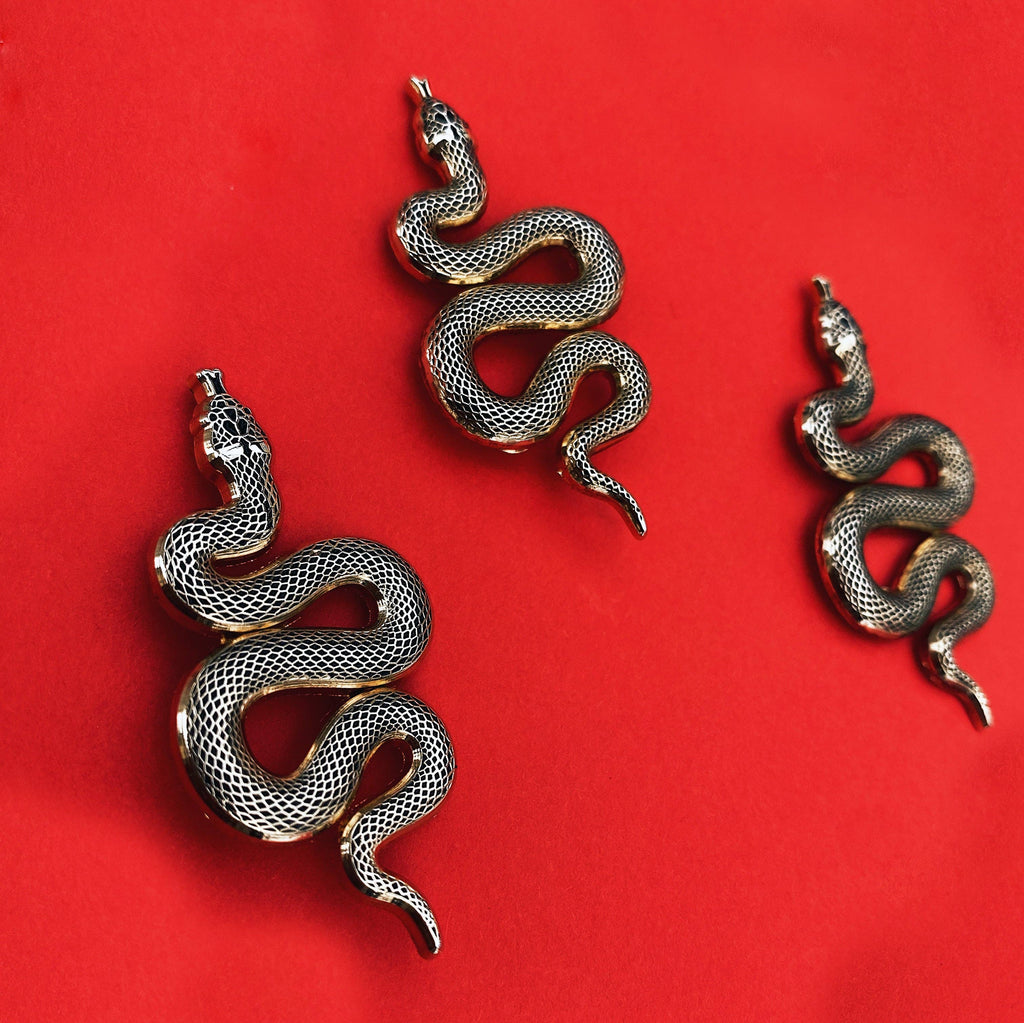 Golden Metal Pin "Snake"