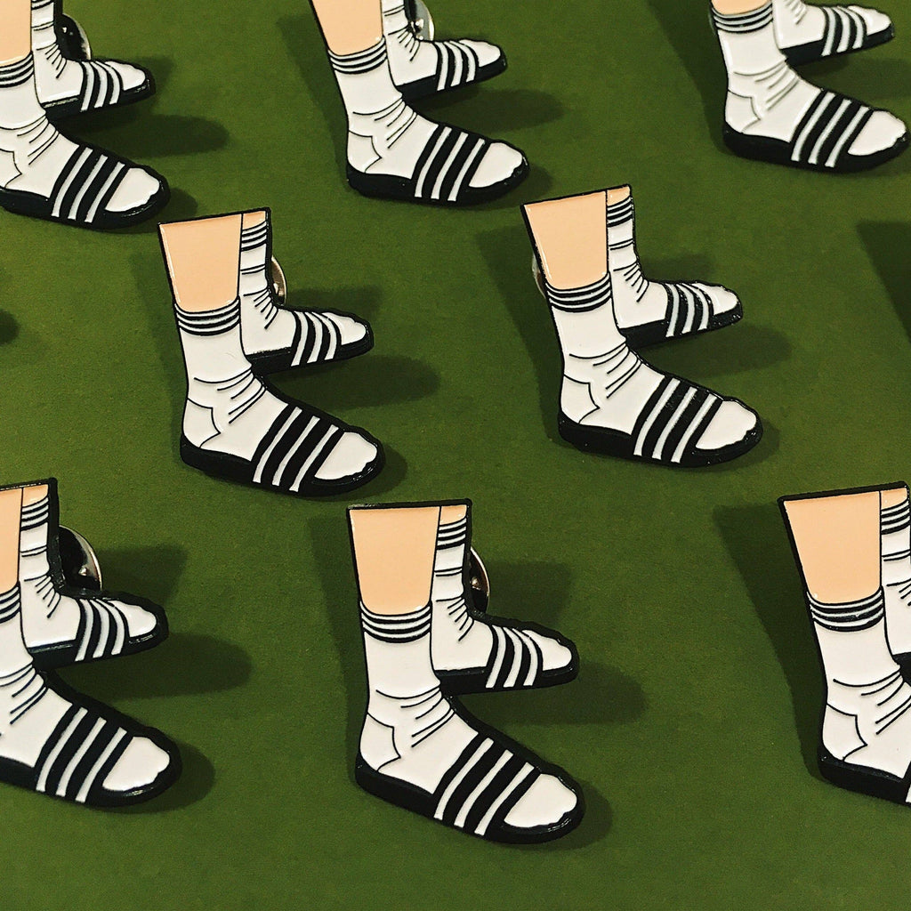 Enamel Pin "Socks & Slippers"