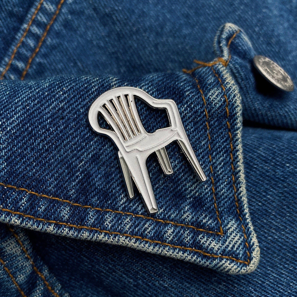Enamel Pin "Plastic Chair"