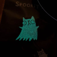 Pin: Glow In The Dark Spookitty
