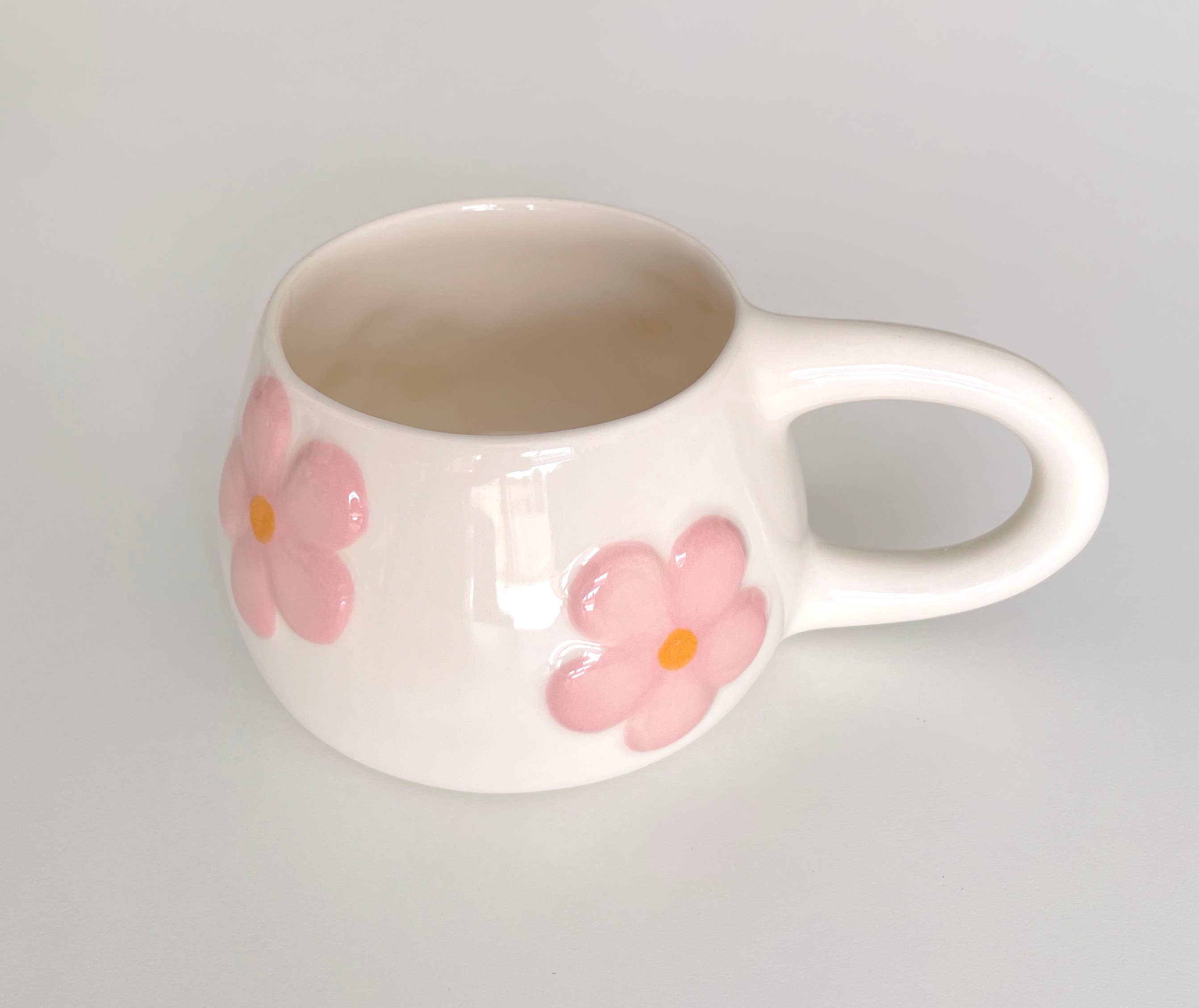 Blomma Mug – Handmade Ceramic Flower Cup (300 ml): Pink mug