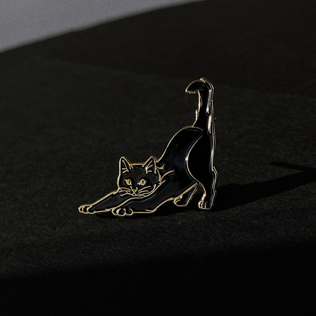 Enamel Pin "Stretching Cat"