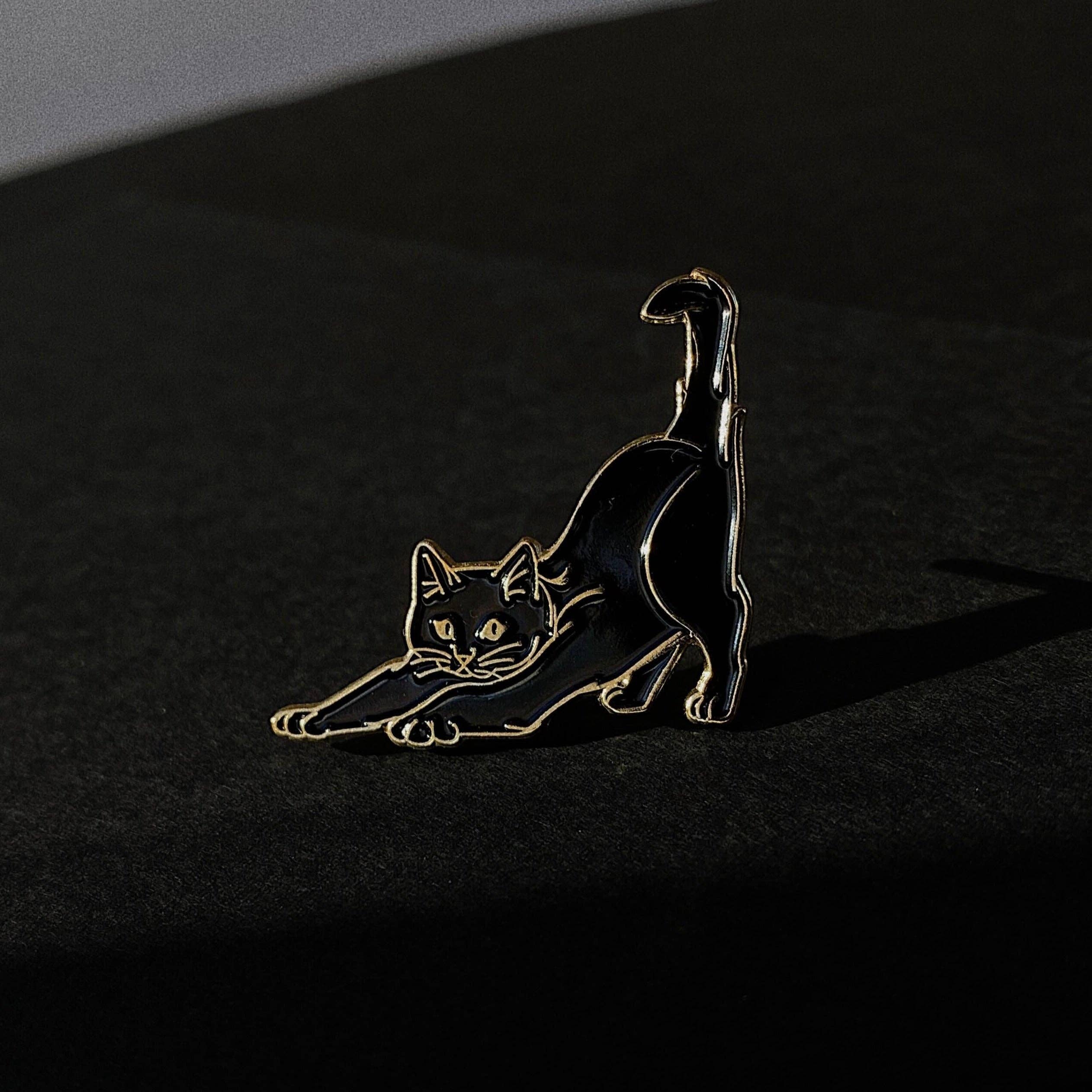 Enamel Pin "Stretching Cat"